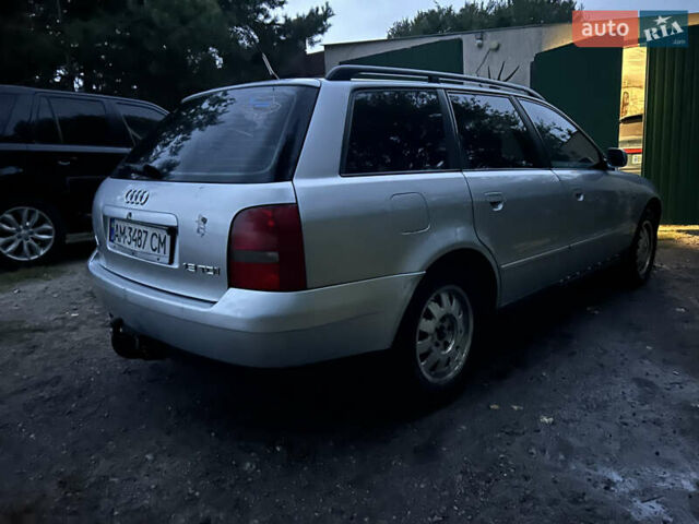 Сірий Ауді А4, об'ємом двигуна 1.9 л та пробігом 374 тис. км за 2950 $, фото 3 на Automoto.ua