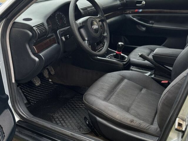 Серый Ауди А4, объемом двигателя 1.9 л и пробегом 400 тыс. км за 2300 $, фото 8 на Automoto.ua