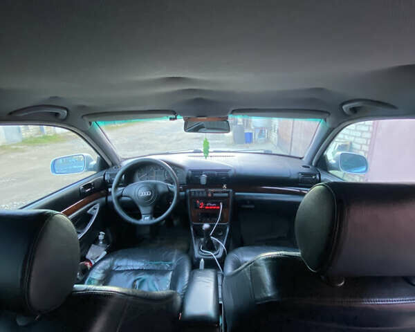 Серый Ауди А4, объемом двигателя 1.9 л и пробегом 412 тыс. км за 3800 $, фото 11 на Automoto.ua