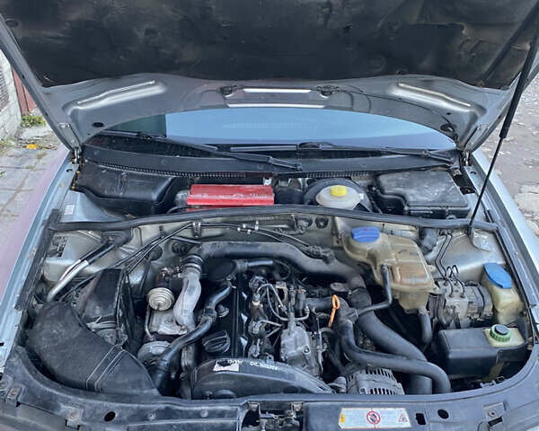 Серый Ауди А4, объемом двигателя 1.9 л и пробегом 412 тыс. км за 3800 $, фото 10 на Automoto.ua