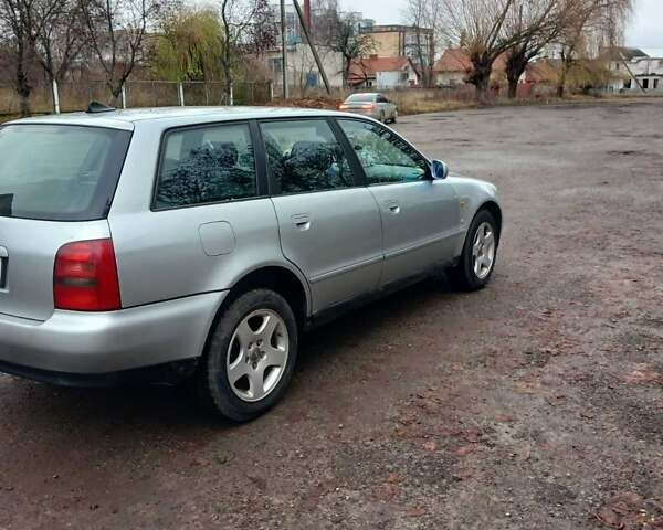 Серый Ауди А4, объемом двигателя 1.9 л и пробегом 38 тыс. км за 3150 $, фото 2 на Automoto.ua