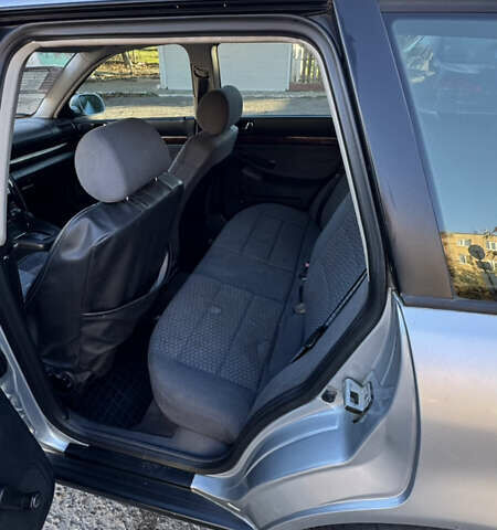 Серый Ауди А4, объемом двигателя 1.9 л и пробегом 415 тыс. км за 3199 $, фото 18 на Automoto.ua