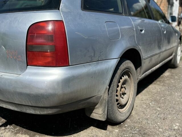 Серый Ауди А4, объемом двигателя 0 л и пробегом 2 тыс. км за 1200 $, фото 2 на Automoto.ua