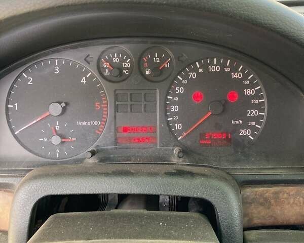 Ауди А4 1998 в Запорожье на Automoto.ua Серый Ауди А4, объемом двигателя 1.9 л и пробегом 380 тыс. км за 1895 $, фото 2 на Automoto.ua