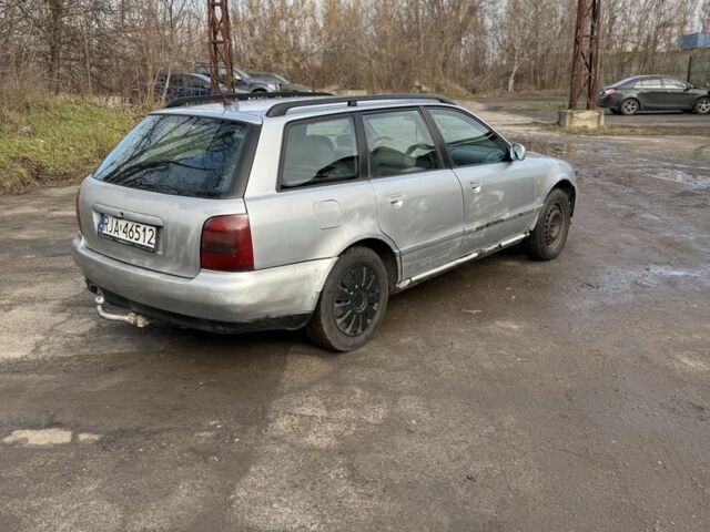 Сірий Ауді А4, об'ємом двигуна 1.9 л та пробігом 300 тис. км за 1250 $, фото 2 на Automoto.ua