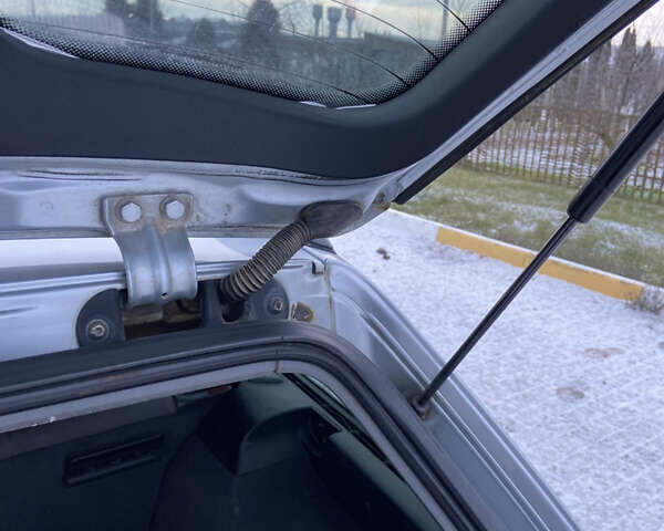 Серый Ауди А4, объемом двигателя 1.8 л и пробегом 411 тыс. км за 3200 $, фото 12 на Automoto.ua