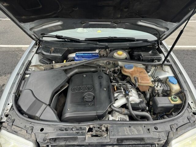 Серый Ауди А4, объемом двигателя 1.8 л и пробегом 320 тыс. км за 2950 $, фото 8 на Automoto.ua