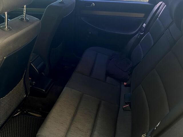 Серый Ауди А4, объемом двигателя 1.9 л и пробегом 467 тыс. км за 3500 $, фото 9 на Automoto.ua