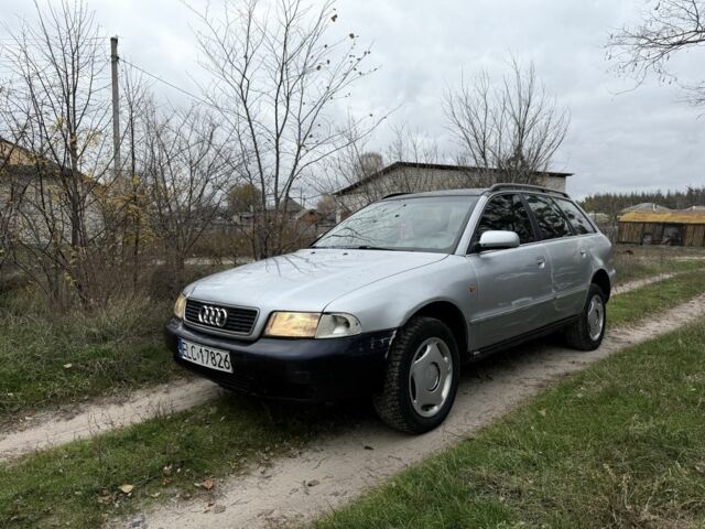 Сірий Ауді А4, об'ємом двигуна 2.5 л та пробігом 390 тис. км за 1350 $, фото 1 на Automoto.ua