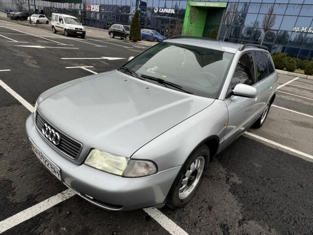 Серый Ауди А4, объемом двигателя 1.8 л и пробегом 320 тыс. км за 2950 $, фото 15 на Automoto.ua