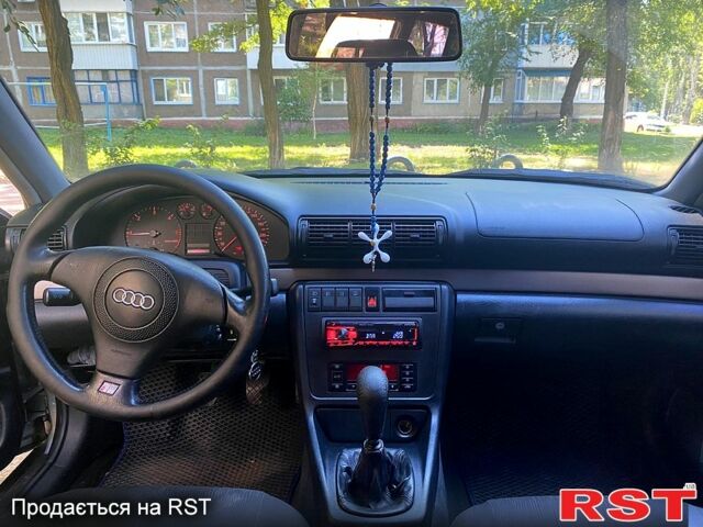 Серый Ауди А4, объемом двигателя 1.9 л и пробегом 467 тыс. км за 3500 $, фото 5 на Automoto.ua