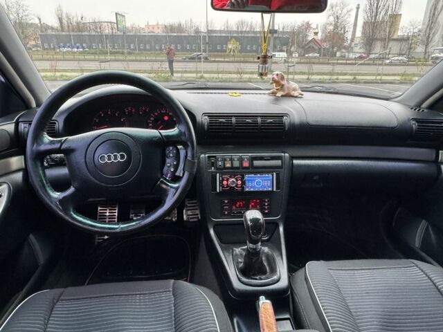 Серый Ауди А4, объемом двигателя 1.8 л и пробегом 320 тыс. км за 2950 $, фото 12 на Automoto.ua