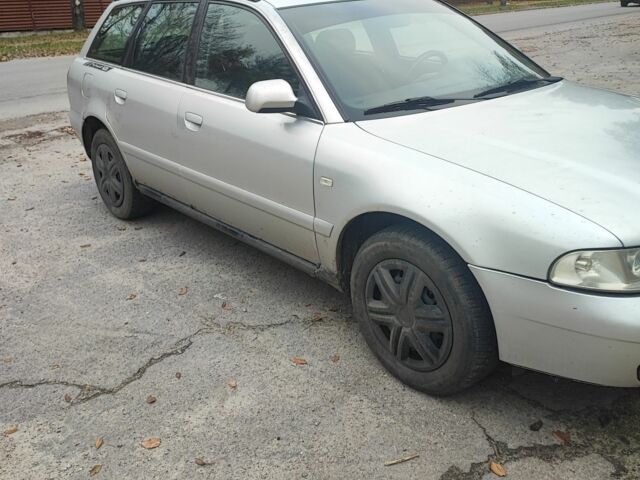 Серый Ауди А4, объемом двигателя 0 л и пробегом 111 тыс. км за 1700 $, фото 1 на Automoto.ua