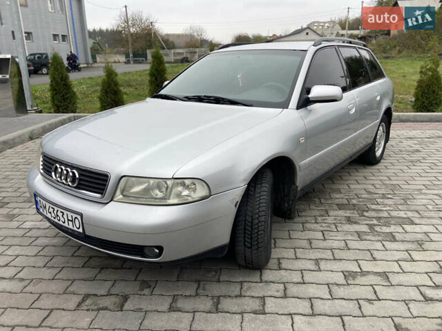 Серый Ауди А4, объемом двигателя 1.6 л и пробегом 280 тыс. км за 3500 $, фото 7 на Automoto.ua