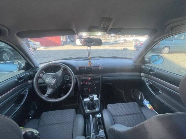 Сірий Ауді А4, об'ємом двигуна 1.6 л та пробігом 244 тис. км за 5844 $, фото 7 на Automoto.ua