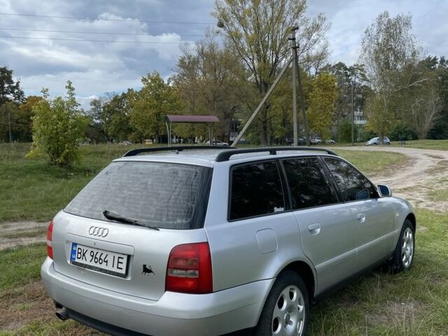 Серый Ауди А4, объемом двигателя 1.6 л и пробегом 376 тыс. км за 3900 $, фото 3 на Automoto.ua