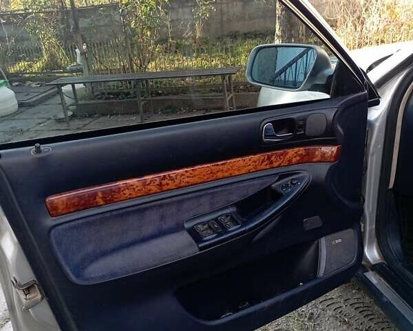 Сірий Ауді А4, об'ємом двигуна 2.5 л та пробігом 467 тис. км за 3800 $, фото 13 на Automoto.ua