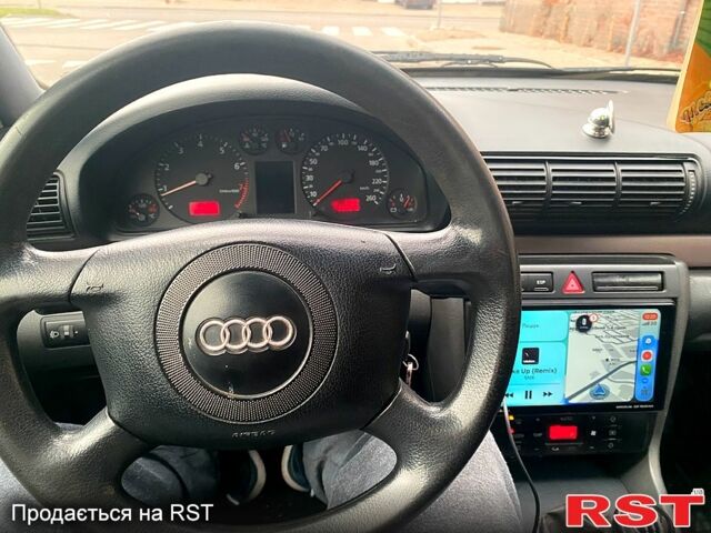 Сірий Ауді А4, об'ємом двигуна 2.4 л та пробігом 0 тис. км за 4400 $, фото 3 на Automoto.ua