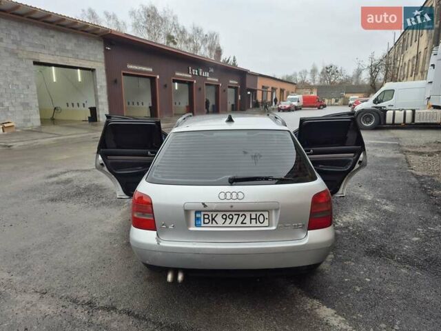 Сірий Ауді А4, об'ємом двигуна 2.5 л та пробігом 391 тис. км за 4100 $, фото 4 на Automoto.ua