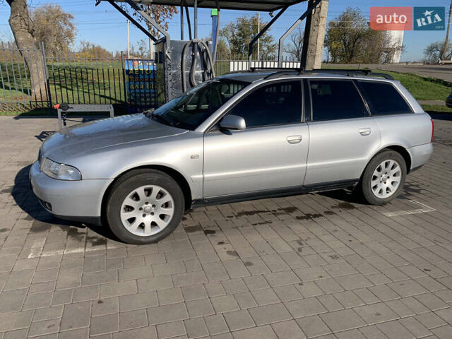 Серый Ауди А4, объемом двигателя 1.6 л и пробегом 260 тыс. км за 4200 $, фото 2 на Automoto.ua