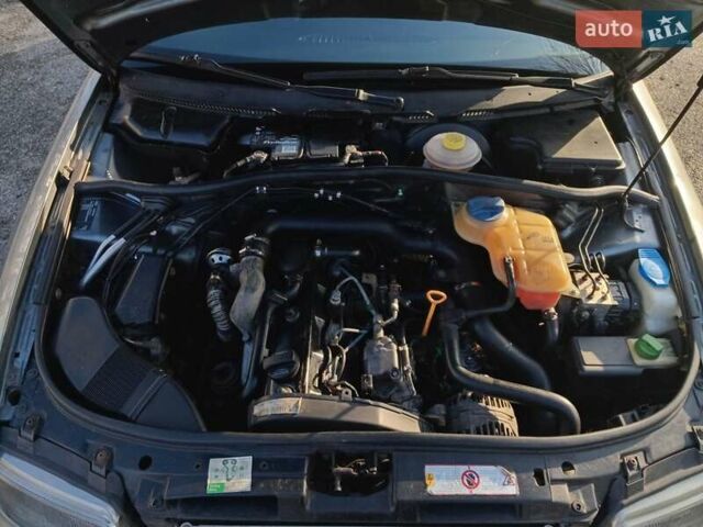 Серый Ауди А4, объемом двигателя 1.9 л и пробегом 267 тыс. км за 2800 $, фото 11 на Automoto.ua