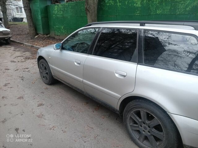 Сірий Ауді А4, об'ємом двигуна 1.9 л та пробігом 1000 тис. км за 1500 $, фото 4 на Automoto.ua