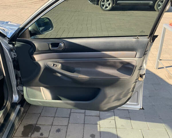 Серый Ауди А4, объемом двигателя 1.6 л и пробегом 260 тыс. км за 4200 $, фото 20 на Automoto.ua