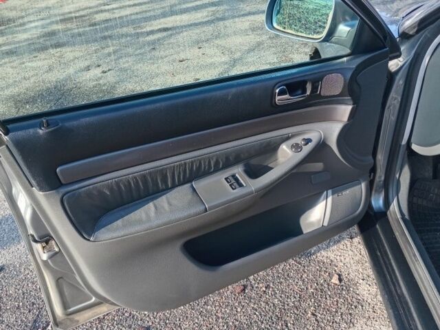 Серый Ауди А4, объемом двигателя 1.9 л и пробегом 267 тыс. км за 2800 $, фото 15 на Automoto.ua