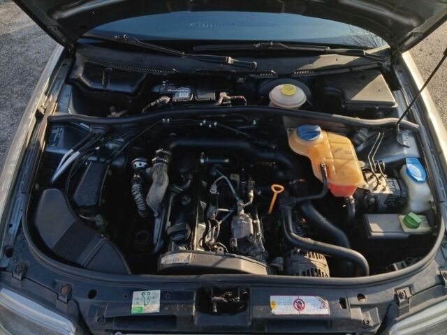 Серый Ауди А4, объемом двигателя 1.9 л и пробегом 267 тыс. км за 2800 $, фото 10 на Automoto.ua