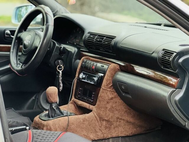 Серый Ауди А4, объемом двигателя 0 л и пробегом 200 тыс. км за 2150 $, фото 20 на Automoto.ua