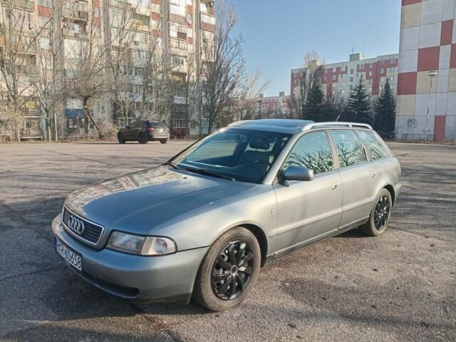 Серый Ауди А4, объемом двигателя 1.9 л и пробегом 267 тыс. км за 2800 $, фото 1 на Automoto.ua