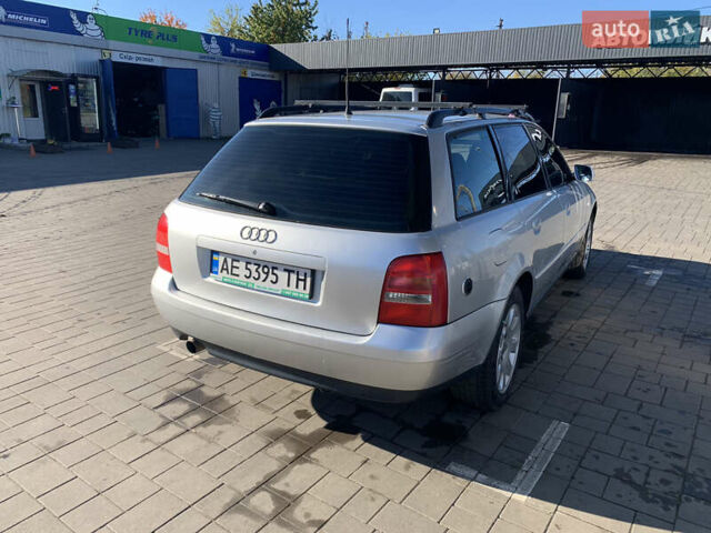 Серый Ауди А4, объемом двигателя 1.6 л и пробегом 260 тыс. км за 4200 $, фото 6 на Automoto.ua