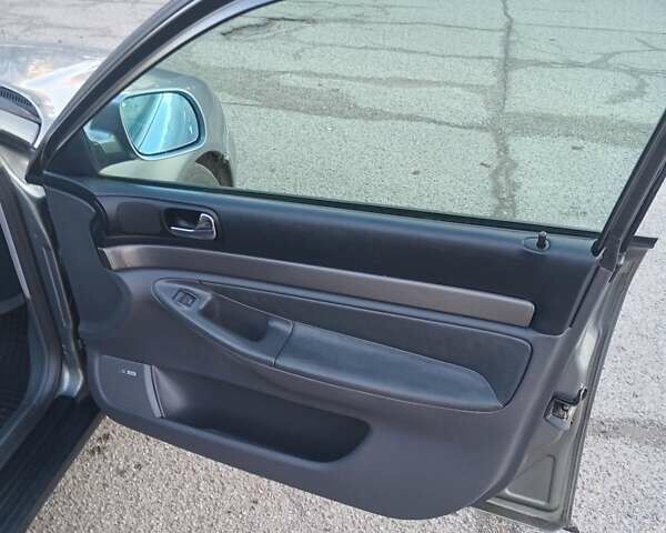 Серый Ауди А4, объемом двигателя 1.9 л и пробегом 267 тыс. км за 2800 $, фото 15 на Automoto.ua