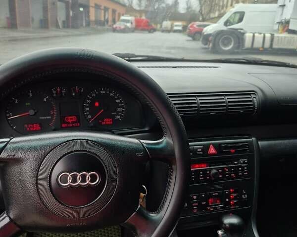 Сірий Ауді А4, об'ємом двигуна 2.5 л та пробігом 391 тис. км за 4100 $, фото 9 на Automoto.ua