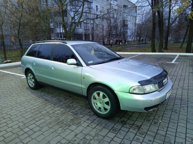 Сірий Ауді А4, об'ємом двигуна 0 л та пробігом 200 тис. км за 2250 $, фото 4 на Automoto.ua