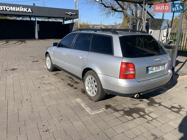 Серый Ауди А4, объемом двигателя 1.6 л и пробегом 260 тыс. км за 4200 $, фото 4 на Automoto.ua