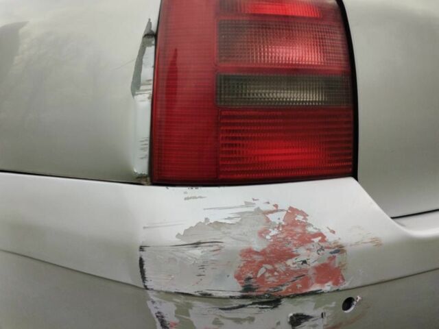 Серый Ауди А4, объемом двигателя 1.9 л и пробегом 474 тыс. км за 3800 $, фото 14 на Automoto.ua