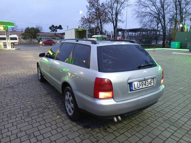 Сірий Ауді А4, об'ємом двигуна 0 л та пробігом 200 тис. км за 2250 $, фото 2 на Automoto.ua