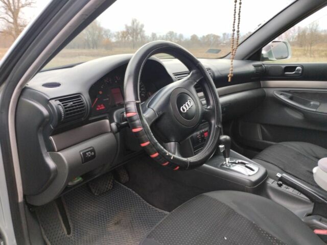 Серый Ауди А4, объемом двигателя 1.9 л и пробегом 474 тыс. км за 3800 $, фото 10 на Automoto.ua