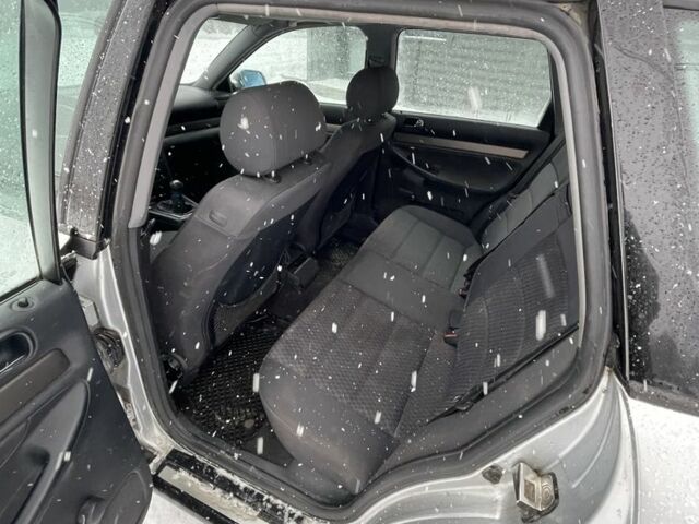 Сірий Ауді А4, об'ємом двигуна 1.9 л та пробігом 400 тис. км за 3400 $, фото 6 на Automoto.ua