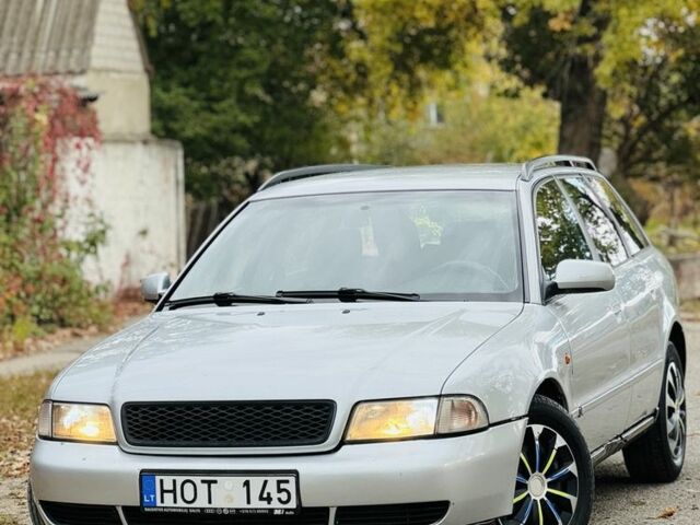 Серый Ауди А4, объемом двигателя 0 л и пробегом 200 тыс. км за 2150 $, фото 3 на Automoto.ua