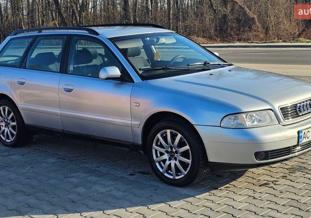 Серый Ауди А4, объемом двигателя 1.9 л и пробегом 335 тыс. км за 3900 $, фото 1 на Automoto.ua