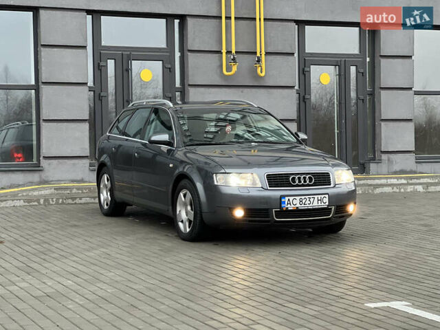 Сірий Ауді А4, об'ємом двигуна 1.8 л та пробігом 250 тис. км за 3999 $, фото 2 на Automoto.ua
