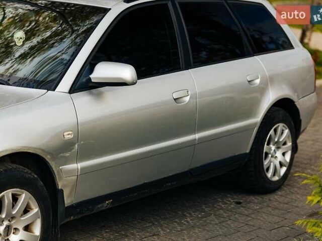 Ауді А4 2001 у Львові на Automoto.ua Сірий Ауді А4, об'ємом двигуна 1.9 л та пробігом 457 тис. км за 3750 $, фото 3 на Automoto.ua