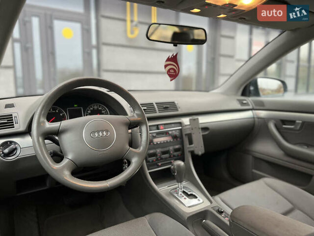 Сірий Ауді А4, об'ємом двигуна 1.8 л та пробігом 250 тис. км за 3999 $, фото 8 на Automoto.ua