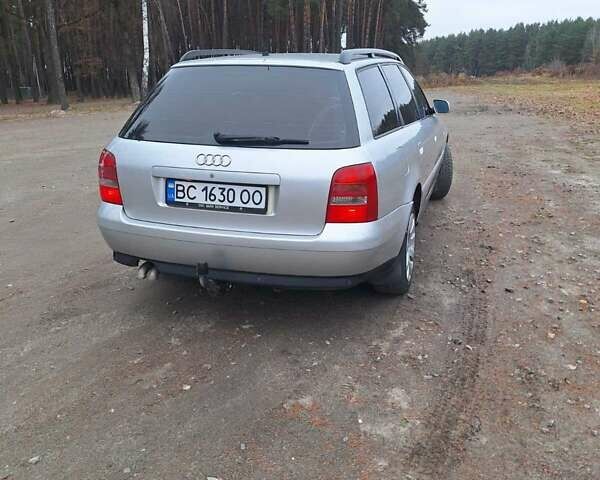 Серый Ауди А4, объемом двигателя 1.9 л и пробегом 350 тыс. км за 3750 $, фото 5 на Automoto.ua