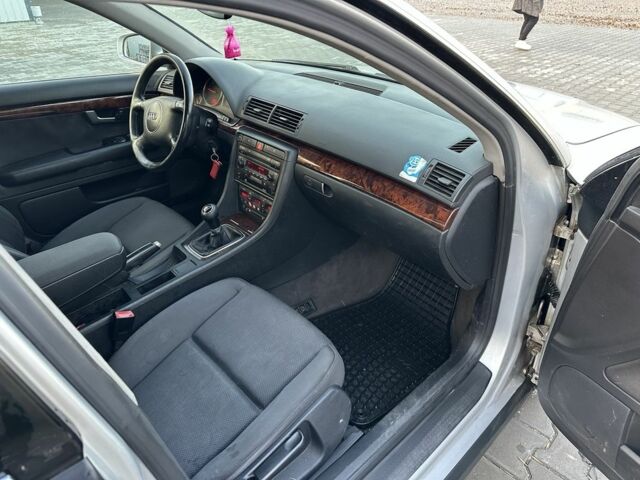 Сірий Ауді А4, об'ємом двигуна 1.9 л та пробігом 430 тис. км за 4500 $, фото 5 на Automoto.ua