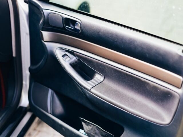 Ауді А4 2001 у Львові на Automoto.ua Сірий Ауді А4, об'ємом двигуна 1.9 л та пробігом 457 тис. км за 3750 $, фото 10 на Automoto.ua