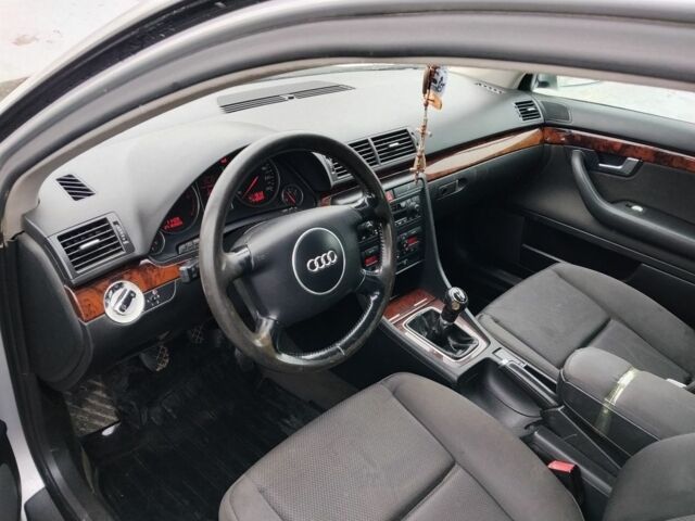 Сірий Ауді А4, об'ємом двигуна 1.9 л та пробігом 400 тис. км за 3699 $, фото 3 на Automoto.ua