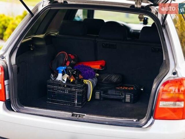 Ауді А4 2001 у Львові на Automoto.ua Сірий Ауді А4, об'ємом двигуна 1.9 л та пробігом 457 тис. км за 3750 $, фото 8 на Automoto.ua